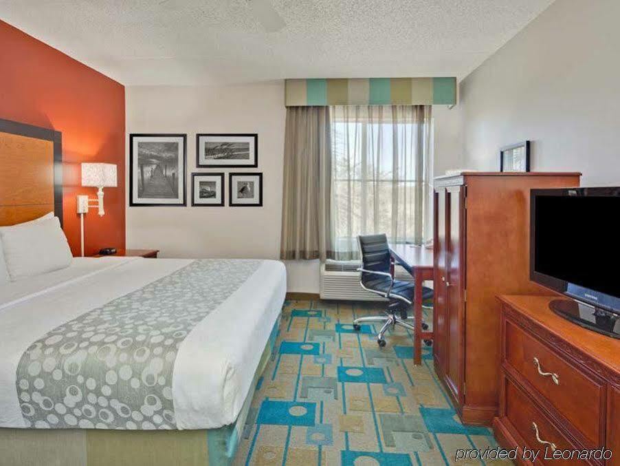 La Quinta By Wyndham Naples East Hotel Golden Gate Exterior foto